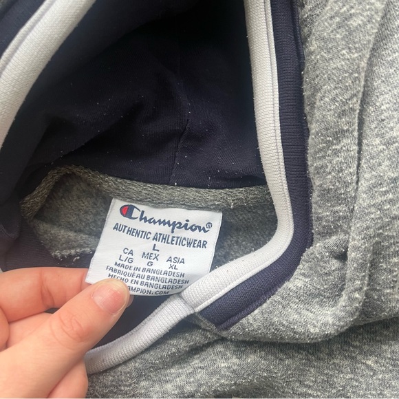 Women’s Champion Penn State Hoodie. Size L - Picture 3 of 6